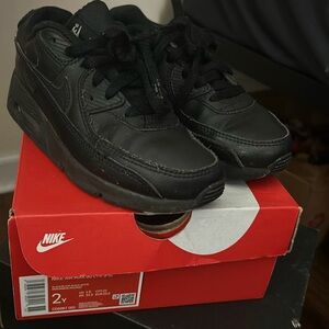 Used boys Nike Air Max 90 LTR